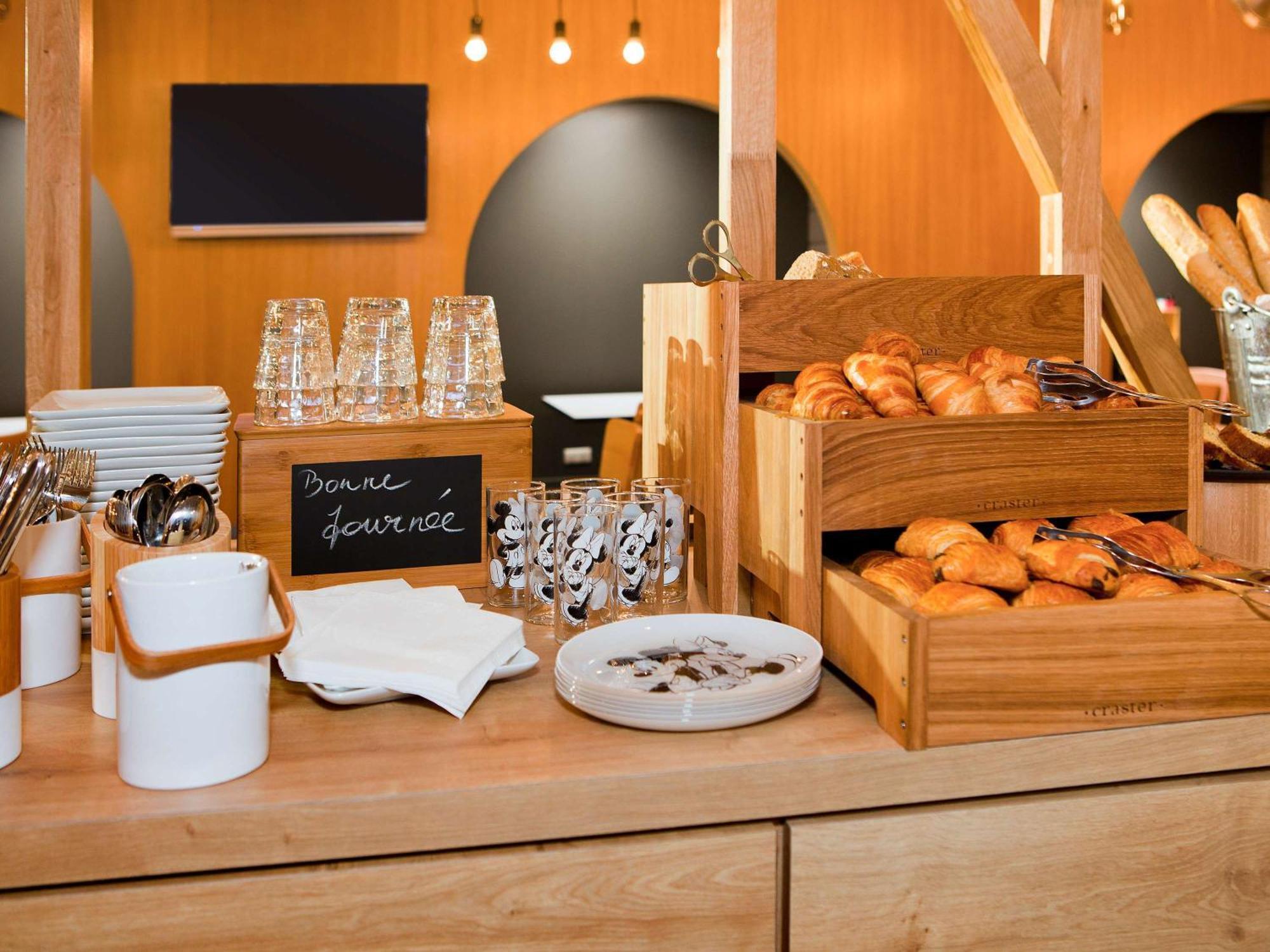 Hotel Ibis Styles Chalons En Champagne Centre Exteriér fotografie