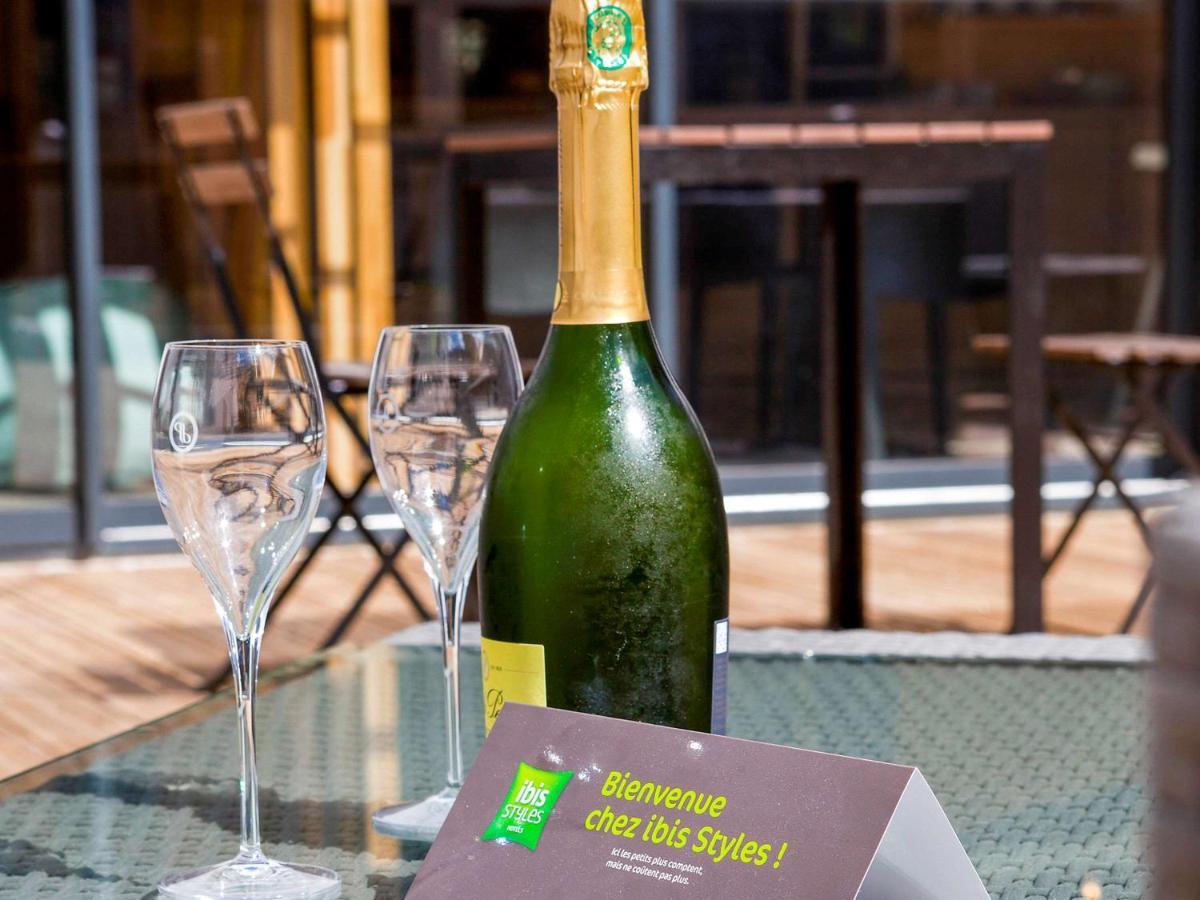 Hotel Ibis Styles Chalons En Champagne Centre Exteriér fotografie